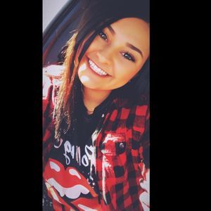 Meet your Posher, Allie